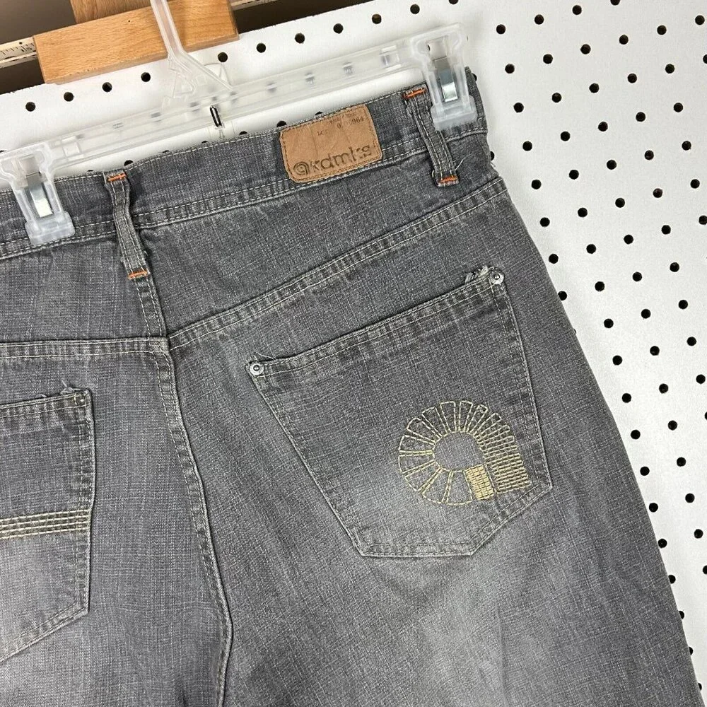 Akademiks Gray Y2K Jeans Sz 36x32 Distressed 90s Grunge‎ Streetwear Skate Baggy